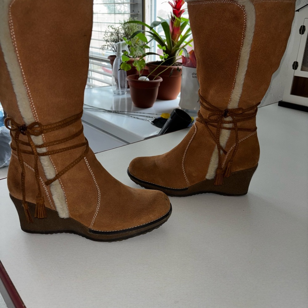 BareTraps Brown Wedge Shoes with Decorative Straps